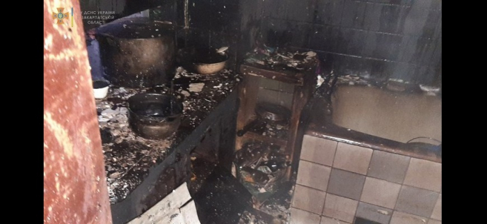 На Берегівщині під час пожежі загинула людина (ФОТО)