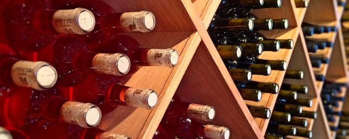 В Закарпатській ОВА пояснили, чому в області послабили заборону на продаж алкоголю