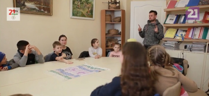 В Ужгороді організували «ENGLISH SPEAKING CLUB» для містян та вимушених переселенців