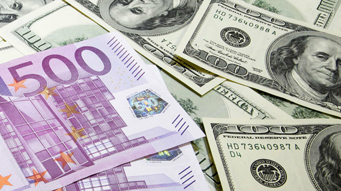 Росіянин намагався вивезти велику суму грошей через кордон в Закарпатті