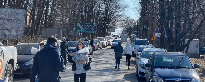 Понад 15 тисяч людей за добу виїхали з України через пункти пропуску на Закарпатті