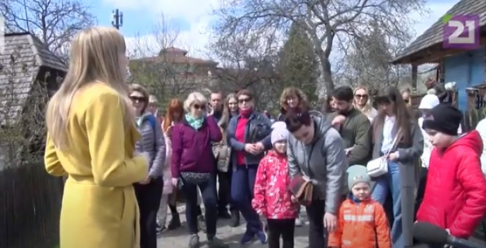 Безкоштовну тематичну екскурсію "Традиції Великодня" провели у скансені в Ужгороді (ВІДЕО)