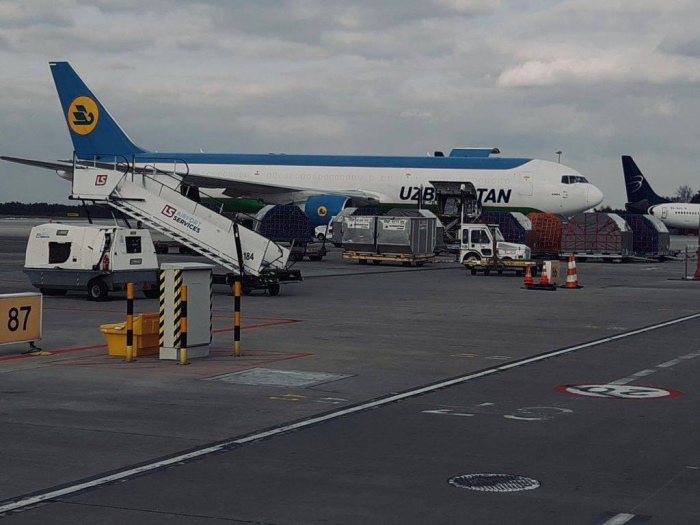 Гуманітарна допомога з Узбекистану прибула в Закарпаття 