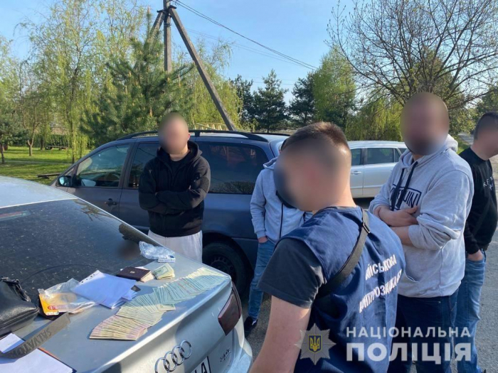 На Закарпатті правоохоронці затримали організатора нелегальної переправи через держкордон чоловіків призовного віку