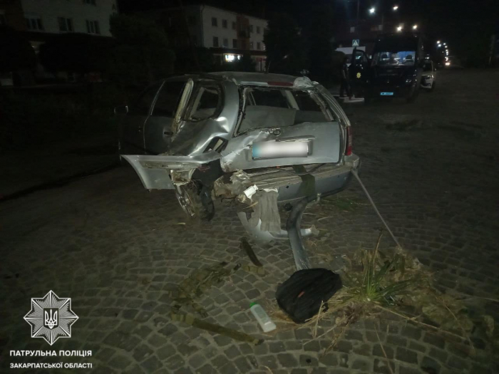 Ужгородські патрульні притягнули до відповідальності нетверезого водія, який вчинив ДТП