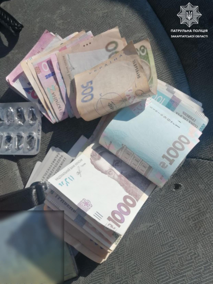 По "гарячих" слідах закарпатські патрульні затримали ймовірних крадіїв