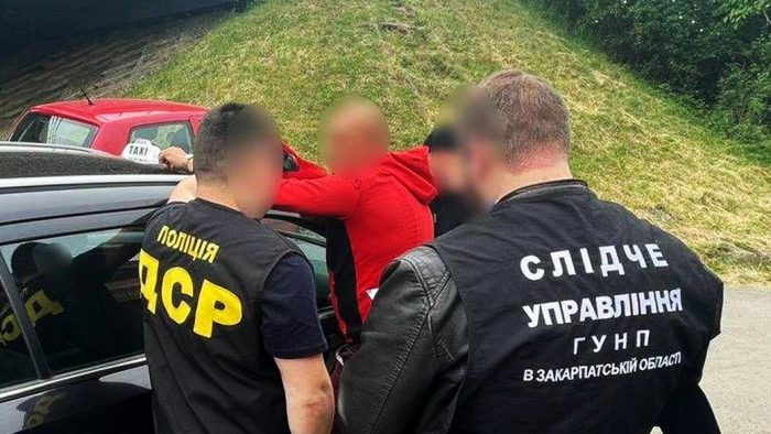Планував переправити призовників через кордон: в Ужгороді затримали місцевого жителя