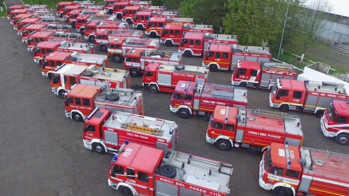 На Закарпаття прибули 45 пожежних автомобілів з Італії