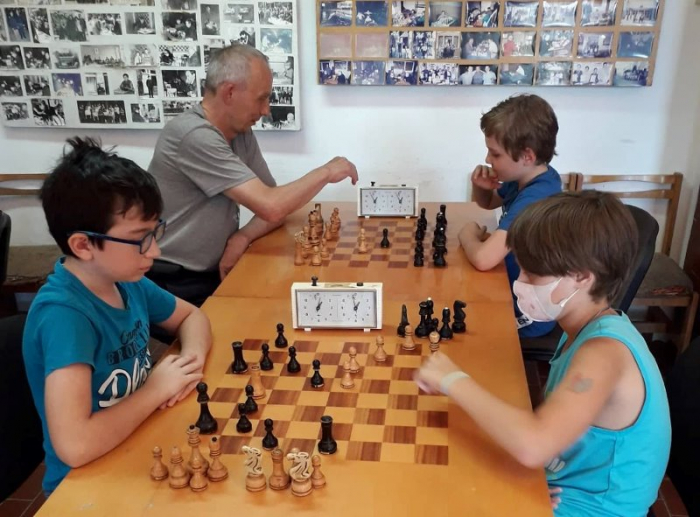 В Ужгороді відбувся шаховий турнір з нагоди Дня Конституції України