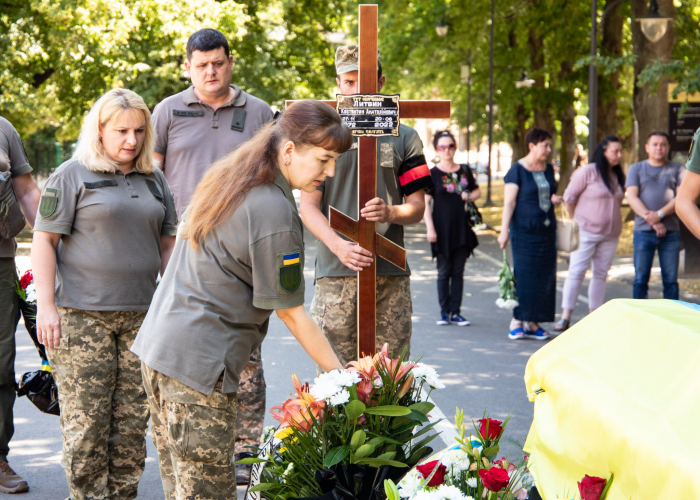 В Ужгороді віддали шану захиснику Костянтину Литвину