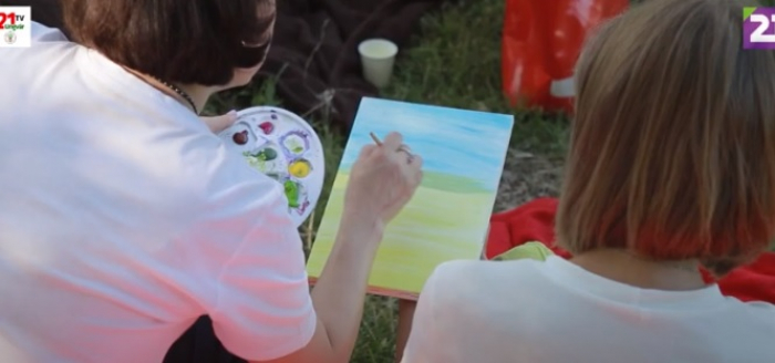 Для волонтерів Ужгорода провели майстер-клас з малювання (ВІДЕО)