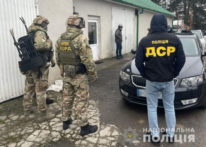 На Закарпатті судитимуть групу осіб, що завдали державі збитків на розмитненні автомобілів на понад 2 млн грн (ФОТО)