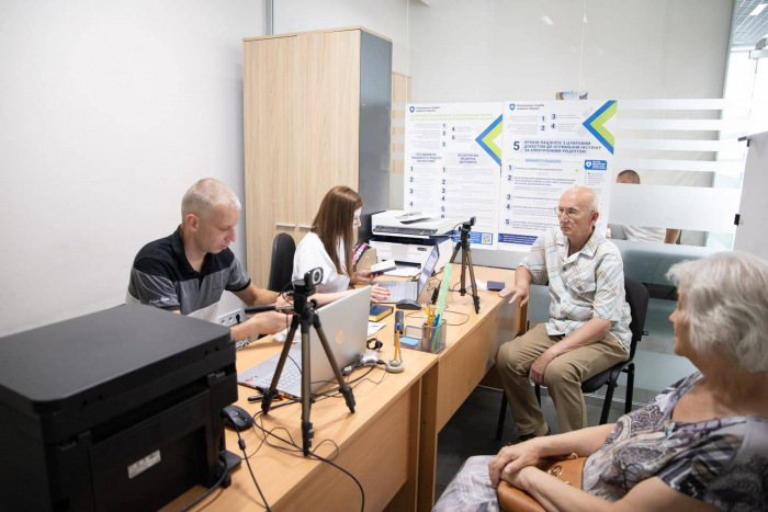 Пільговий проїзд у громадському транспорті Ужгорода незабаром здійснюватиметься за наявності «Муніципальної картки ужгородця»