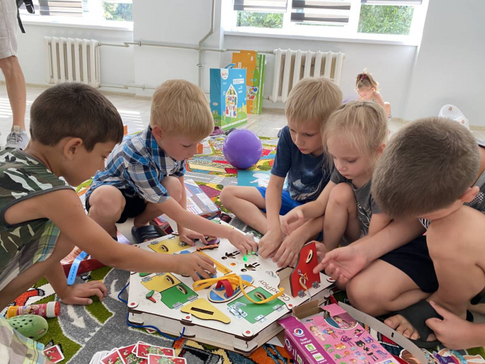 У гуртожитку УжНУ відкрили кімнату дитячого простору для дошкільнят ВПО (ФОТО)