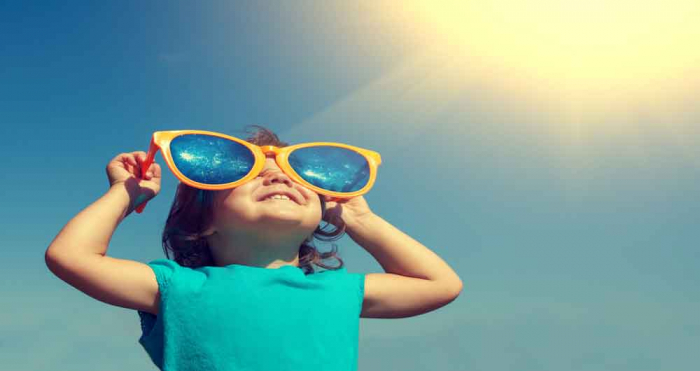 Пряме сонячне проміння може спричинити тепловий удар. Як вберегтися? (ВІДЕО)