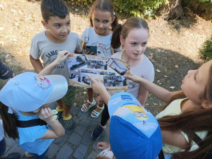 "Таємниці закарпатських замків" відкривали діти в Ужгороді з нагоди Дня молоді (ФОТО)