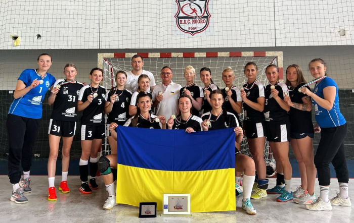 Ужгородські гандболістки беруть участь у чемпіонаті Угорщини
