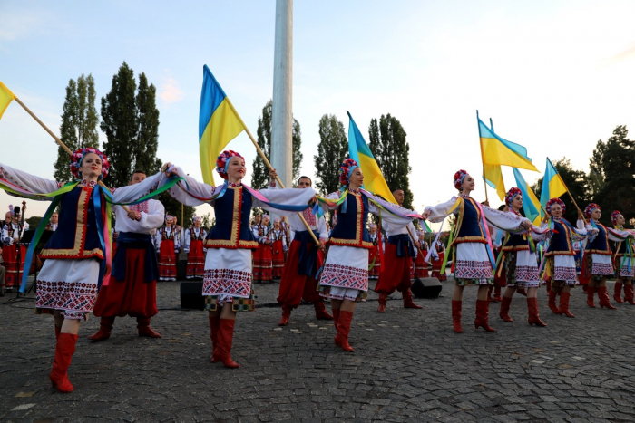 Ужгород розпочав святкування 31-ї річниці Незалежності нашої держави першим – світанковою молитвою за Україну (ФОТОРЕПОРТАЖ)