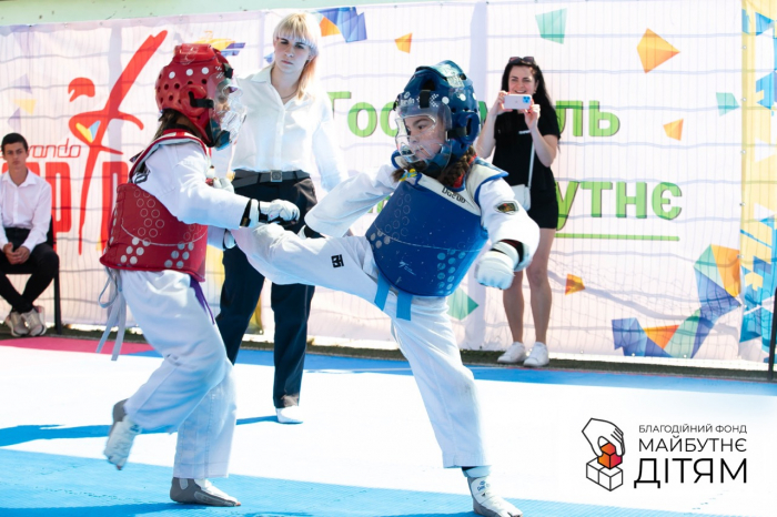 БФ “Майбутнє – дітям” та НОК України в Київській області влаштували змагання з тхеквондо серед юних спортсменів


