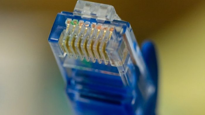 Понад 160 закарпатських шкіл уже мають Wi-Fi в укриттях — ОВА