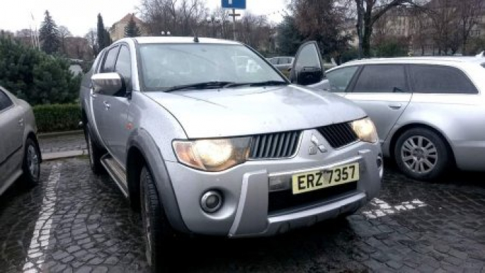 Закарпатські штурмовики отримали від іноземних меценатів черговий автомобіль