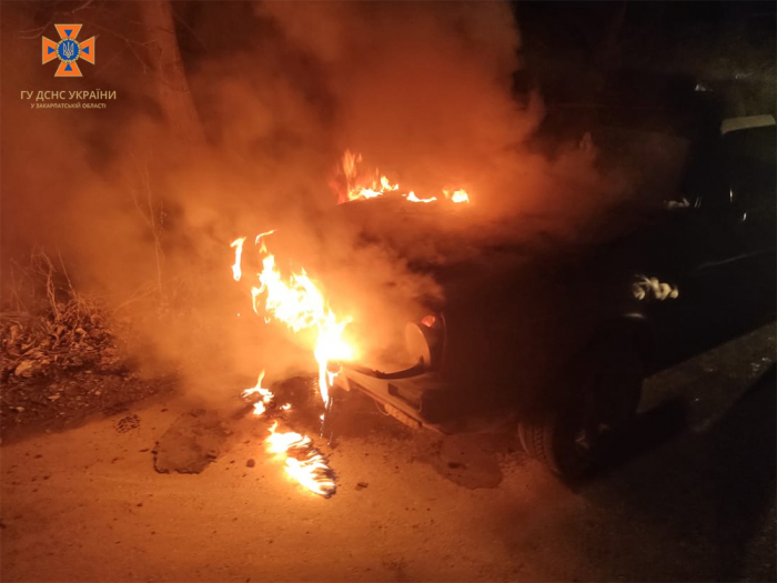 Впродовж вихідних на Закарпатті тричі горіли автомобілі (ФОТО)