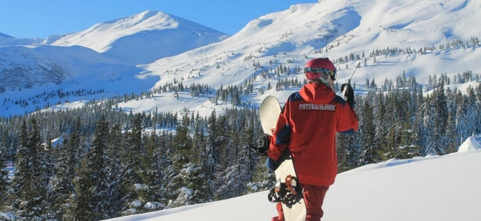 На вихідних у горах Закарпаття заблукало четверо людей