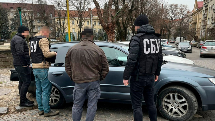 До п'яти років в'язниці загрожує жителю Ужгорода, якого підозрюють у виправдовуванні збройної агресії РФ