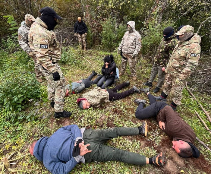 На Закарпатті накрили плантацію марихуани