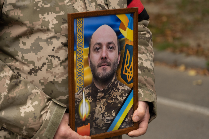 Ще одного загиблого воїна – Михайла Шуху – провели сьогодні в Ужгороді в останню дорогу
