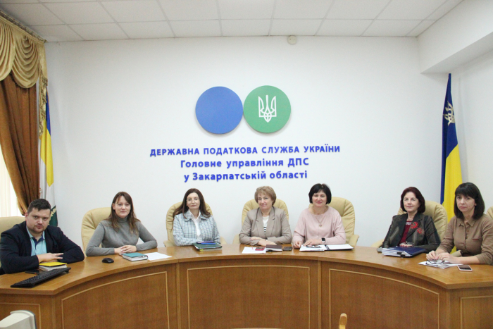 Фахівці податкової служби Закарпаття розповіли про особливості оподаткування в умовах воєнного стану