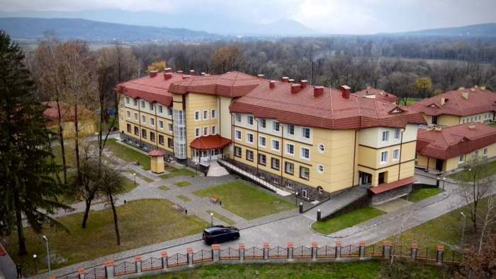 На Тячівщині завершили будівництво тублікарні ОКТМО «Фтизіатрія»