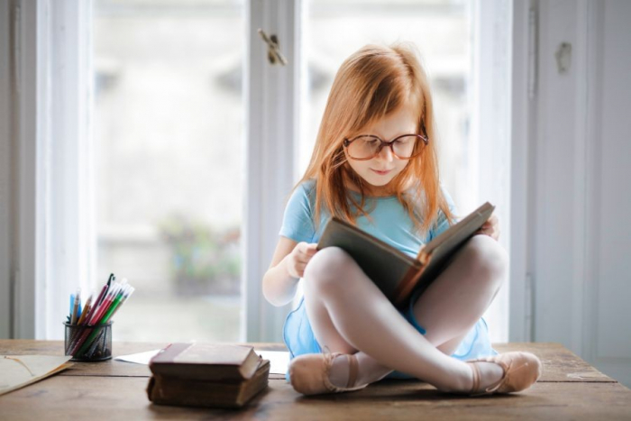 Чому діти повинні читати: Як читання впливає на мовний розвиток дітей