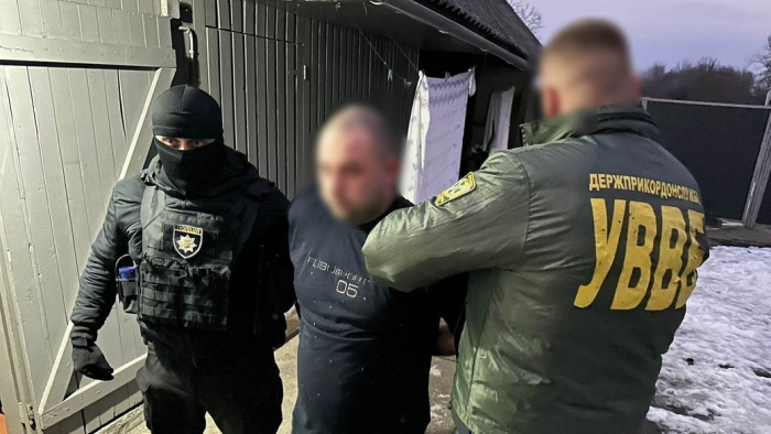 Закарпатця затримали за спробу продати наркотики прикордонникам