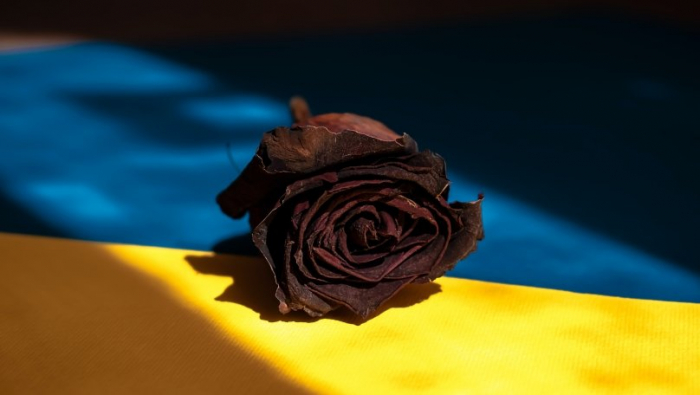 На Закарпатті прощаються із Віталієм Гурзаном, який загинув внаслідок ворожого обстрілу військової частини (ФОТО)