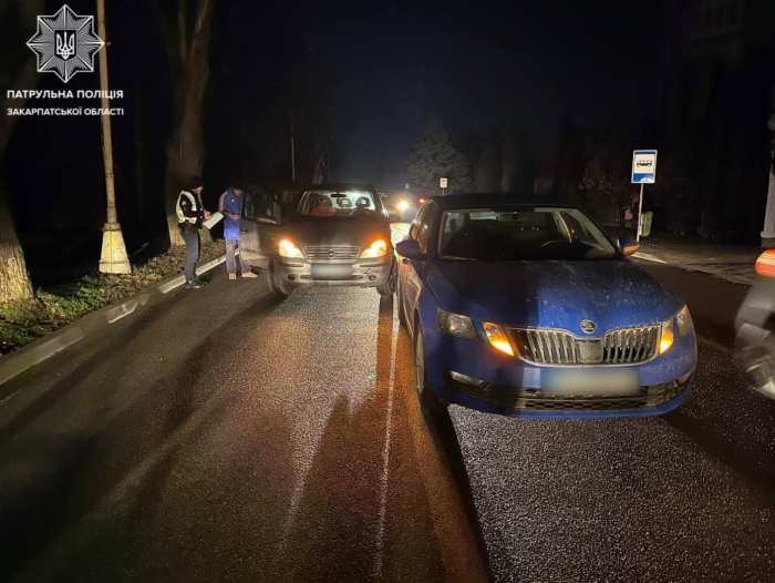 Закарпатські патрульні притягнули до відповідальності нетверезого водія, який вчинив ДТП