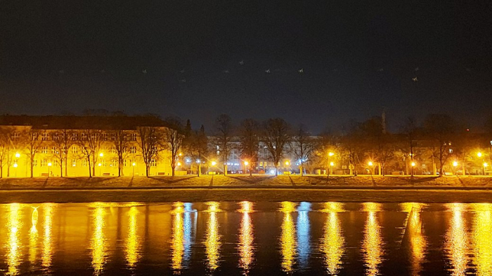 В Ужгороді відновили роботу вуличного освітлення
