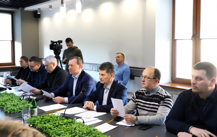 Ужгородська міськрада ініціюватиме пропозиції для будівництва підземної парковки на площі Поштовій
