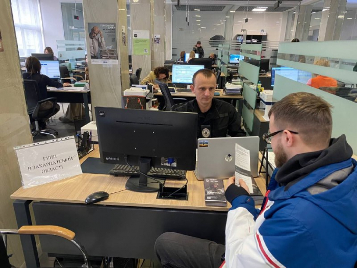 «Гвардія наступу»: добровольців запрошують до лав штурмової бригади «Азов»