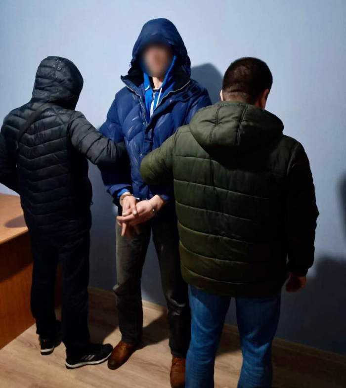 На Закарпатті припинили злочинну діяльність наркоторговця