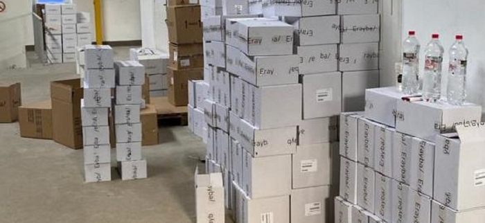 На кордоні в Закарпатті намагалися завезти незаконну косметику на понад півмільйона гривень (ФОТО)