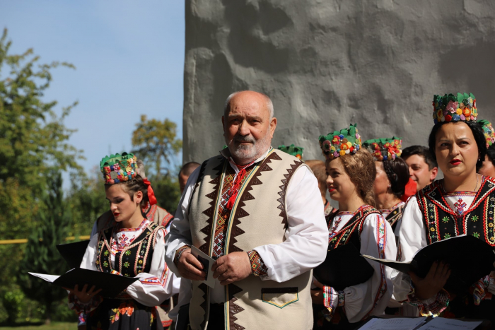 «Золотий» баритон Закарпаття Петро Матій зустрів свою 80-у весну!