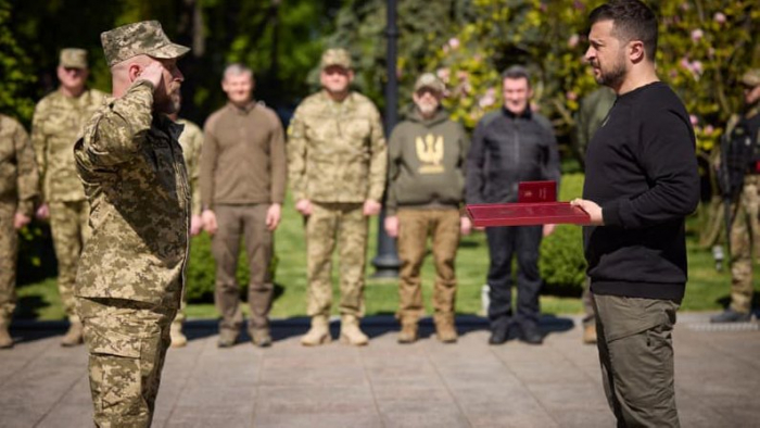 Полковнику із Закарпаття Сергію Сірченку присвоїли звання "Героя України" та вручили ордер "Золота Зірка"
