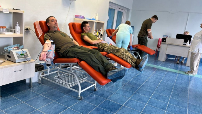 У Всесвітній день донора 60 людей здали кров у Закарпатській обласній станції переливання крові