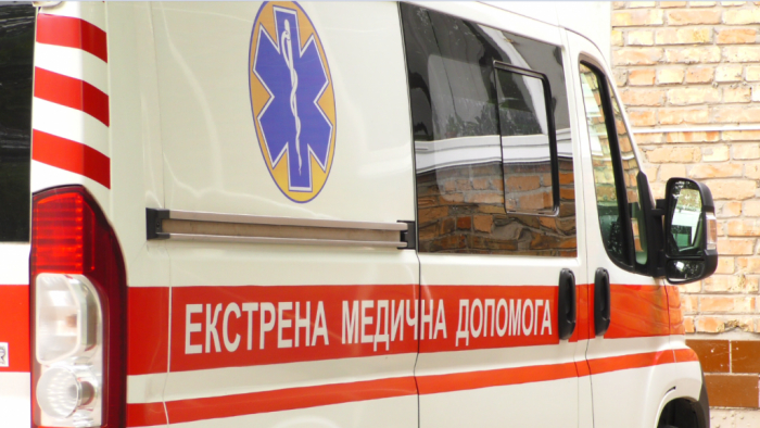 Поліцейські Закарпаття отримали від іноземних колег автомобіль швидкої допомоги
