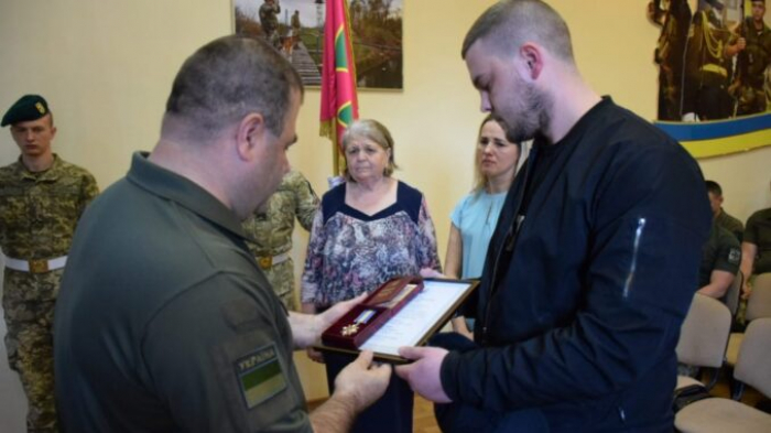 Загиблого закарпатського прикордонника нагородили посмертно орденом “За мужність”