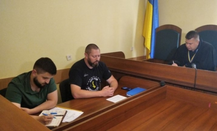 Різко погіршилося здоров'я: військком із Перечинщини, у якого знайшли російську атрибутику, не прийшов на суд