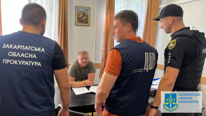 Прокуратура Закарпаття оголосила підозру у розтраті коштів керівнику одного із лісгоспів