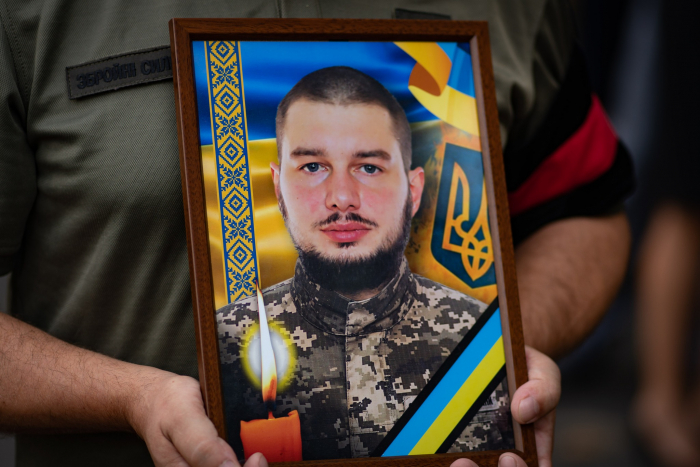 32-річного Героя Максима Плешу поховали сьогодні в Ужгороді
