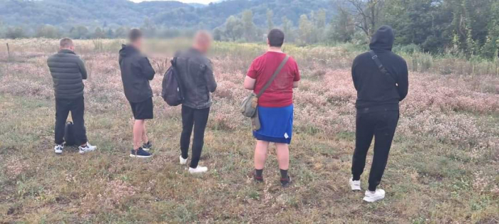 На Закарпатті припинили діяльність ще одного каналу з незаконного переправлення через кордон військовозобов’язаних чоловіків